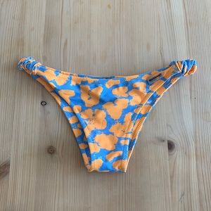 Small Cody bottoms - blue splash